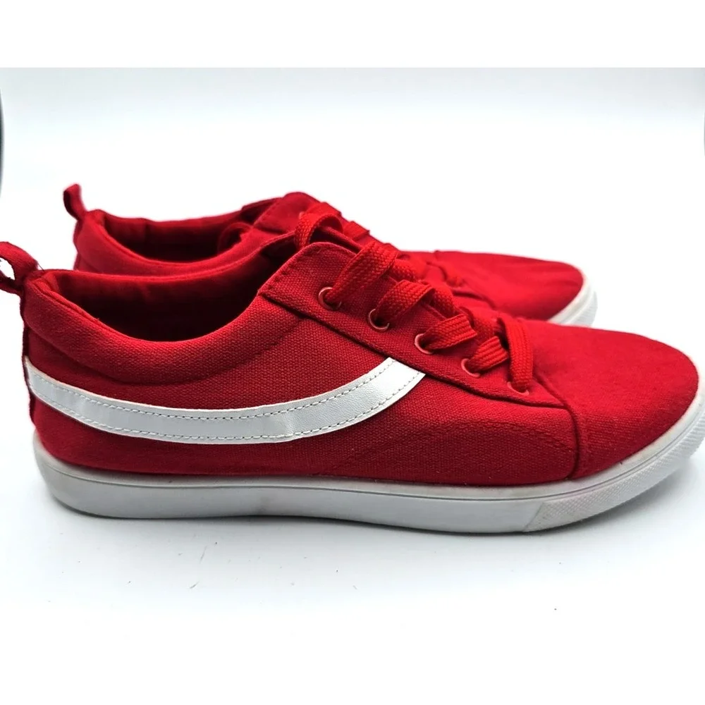 Just Be Womens Size 8 Red Canvas Lace Up Sneakers Casual Comfort Shoes
